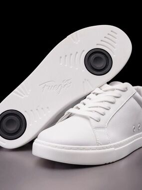 NEW IN BOX Fuego dance shoes white low top sneakers men 8 women 9